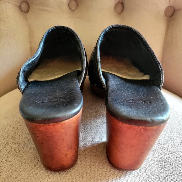 Ugg Vivica Womens Black Leather & Wood Studded Clog Mules Size 9 - Picture 7 of 9